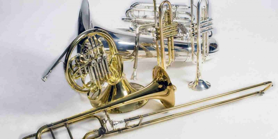 Classic Brass Inc. Classic Brass Inc. is one of the premier brass quintets  in the Minneapolis-St. Paul area, and has been so since 1989. Their  repertoire is as broad and varied as